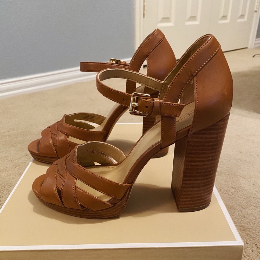 Michael Kors Annaleise Platform